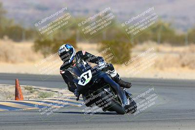 media/Jan-16-2022-CVMA (Sun) [[7f3d92989d]]/Race 2 Supersport Middleweight/